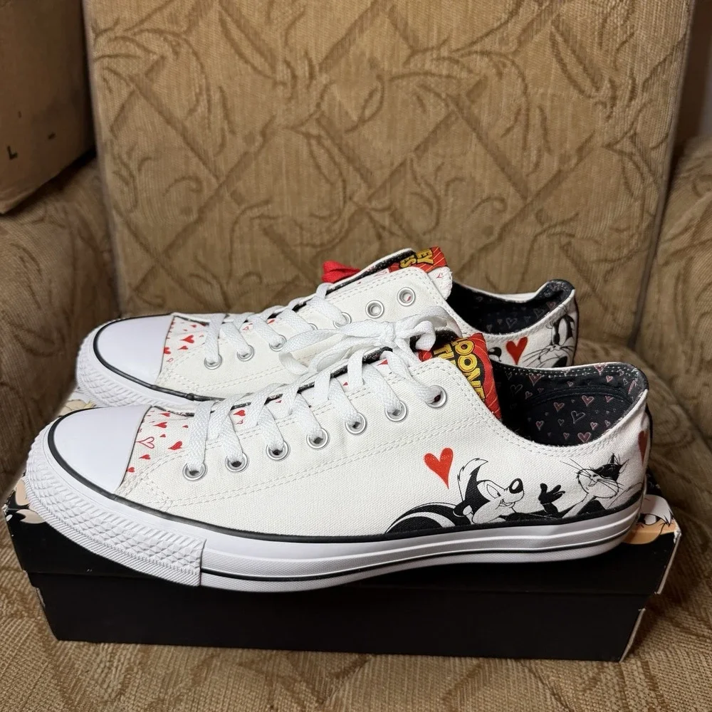 Converse Chuck Taylor All Star Looney Tunes Pepe Le Pew Sneaker‎ White Men 11.5